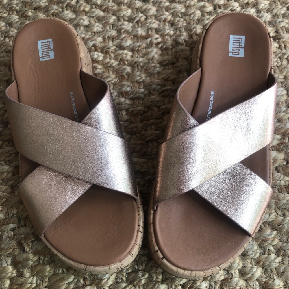 New: Fitflop F Mode FT8-323 in Rose Gold with Cork. Size 8